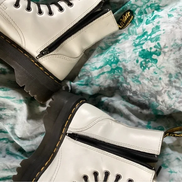 Dr. Martens White Leather Lace-Up Jadon Boots 6 - Picture 7 of 15